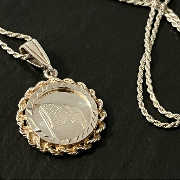 Sterling Silver God Bless America Flag Coin Pendant - Picture 9 of 16